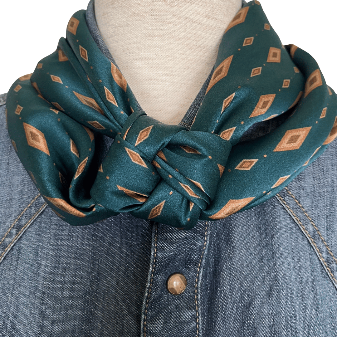 Blue wild rag buckaroo knot